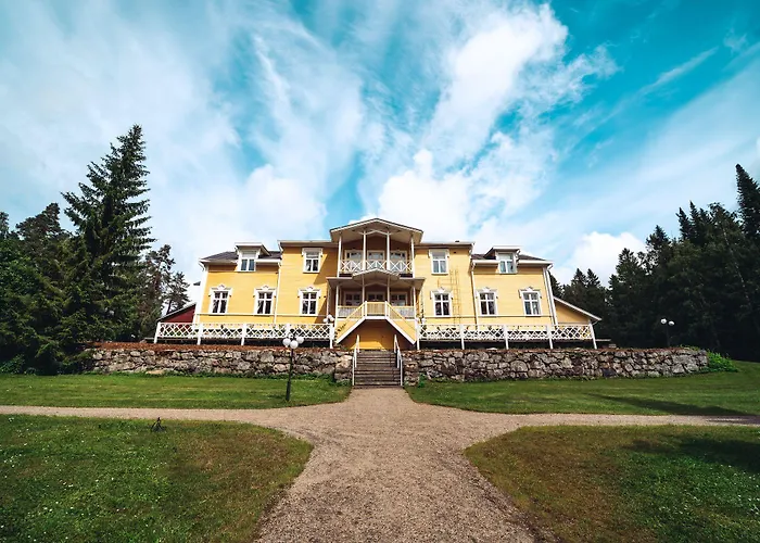Karolineburg Manor House Hotel